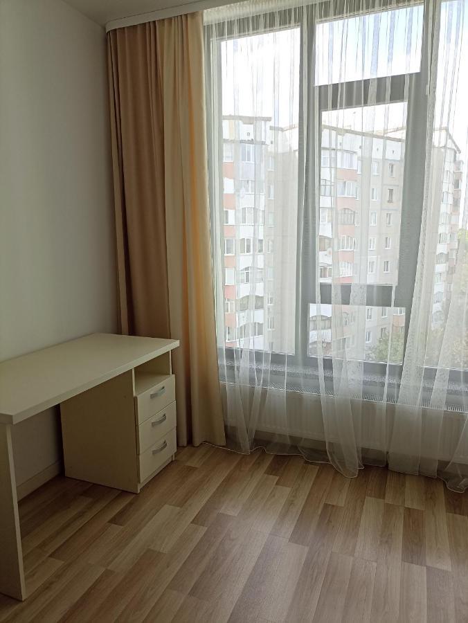 Новобудова По Вулконовальця2 Apartment Rivne Ngoại thất bức ảnh