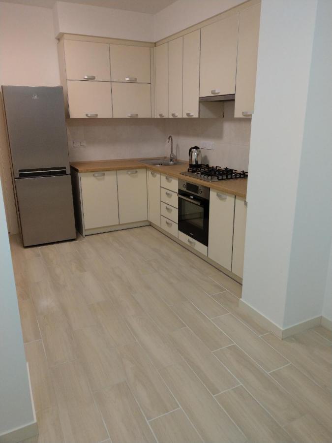Новобудова По Вулконовальця2 Apartment Rivne Ngoại thất bức ảnh