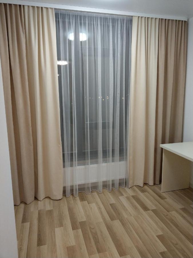 Новобудова По Вулконовальця2 Apartment Rivne Ngoại thất bức ảnh